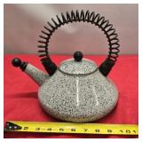 Coil handle tea pot