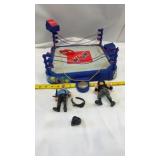 Vtg 1991 Galoob WCW Wrestling Ring and 2 Figures