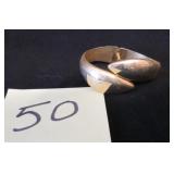 VINTAGE GOLD TONE HINGED BANGLE BRACELET