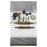 Vintage A&J EKCO High Speed HAND MIXER Egg Beater