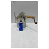 Vintage R.S.V.P.ï¿½s Perfect Popper, Hand Crank Pop