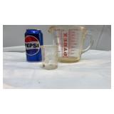 Vintage Pyrex Glass Measuring Cup 4 Cups 32