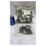 Vtg Green Army Men & Legos