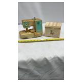 Vintage 1978 Holly Hobbie Vanity Fair Plastic