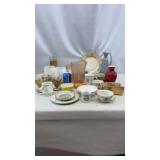 Vintage Upco USA Planter Gold, Small Yellow Pyrex