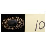 VICTORIAN STYLE GOLD TONE FILIGREE BROOCH