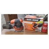 Black and Decker pad sander