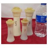 Tupperware S&P Shakers regular and mini