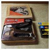 Staple Gun and staples
