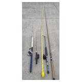 Fishing poles includes expandable cane pole