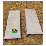 2 pieces of channel aluminum