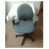 ADJUSTABLE OFFICE CHAIR