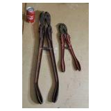 2 pair of bolt cutters