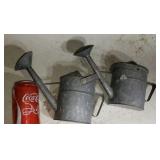 Galvanize wall hanging water sprinkle cans