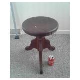 ORGAN STOOL