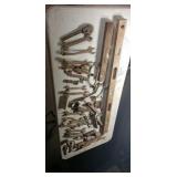 Old wrenches 2 levels