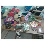 TOTES FULL:CHRISTMAS DECORATIONS