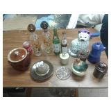 HULL BEAN POT:FROG:BOTTLES