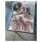 DRAWING KNIFE:HORSESHOES:HATCHET