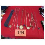 VINTAGE NECKLACES