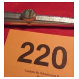 SILVER AGATE RING SIZE 9 (10.49 GRAMS)