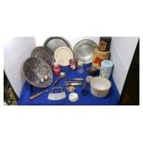 VTG.KITCHENWARE:STONE CROCK:GRANITE-WARE