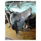 ENGLISH  SADDLE 18"