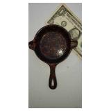 Wagner salesman sample # 1050 speckled porcelain