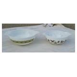 10 1/2" & 8 3/4" pyres mixing bowls.