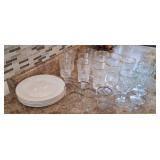 5pc, robert Stanley dinner plates, stemmed