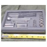 Nib, craftsman 19pc socket set