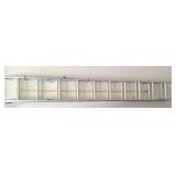 Aluminum extension ladder