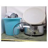Hamilton Beach crock pot, Tupperware cake