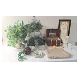 Decorative vases, mirrors knickknacks,