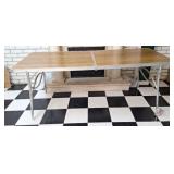Folding table