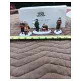 HERITAGE VILLAGE COLLECTION,  Caroling Thru The