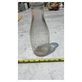Vintage Bordenï¿½s Eagle Brand 1 Quart Milk Bottle