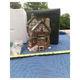 Dept 56 Snow Village/Dickens Signature