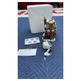 Wade Whimsies England Red Rose Tea Miniature