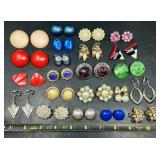Costume jewelry- Clip-on earringï¿½s