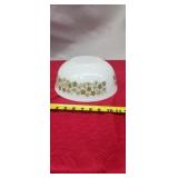 Crazy Daisy Pyrex Mixing Bowl #404