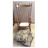 *854-120Rocker with cushions