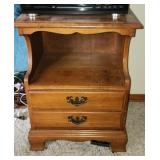 20 x 16 x 26 Side Table