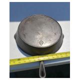 Cast Iron skillet 10