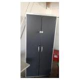 Large cabinet w shelves