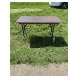 4 foot table