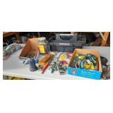 Bungee, Bits, Oil Can