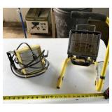 Two work lights with bulbs