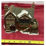 Dickensï¿½ ï¿½Fezziwigï¿½s Ballroomï¿½ 2000 lighted