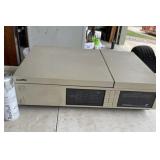 Laser Disc Pioneer video disc player model LD-660